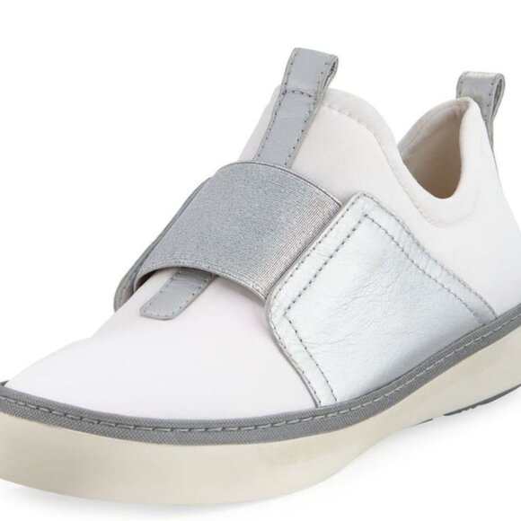 Stuart Weitzman Women's White Silver Slip-On Sneaker Size 6M - Picture 12 of 12